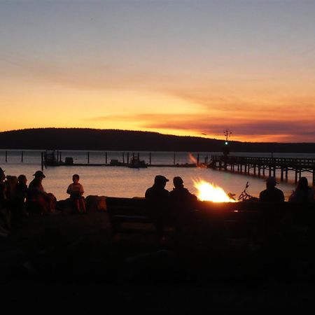 West Beach Resort Eastsound Екстериор снимка