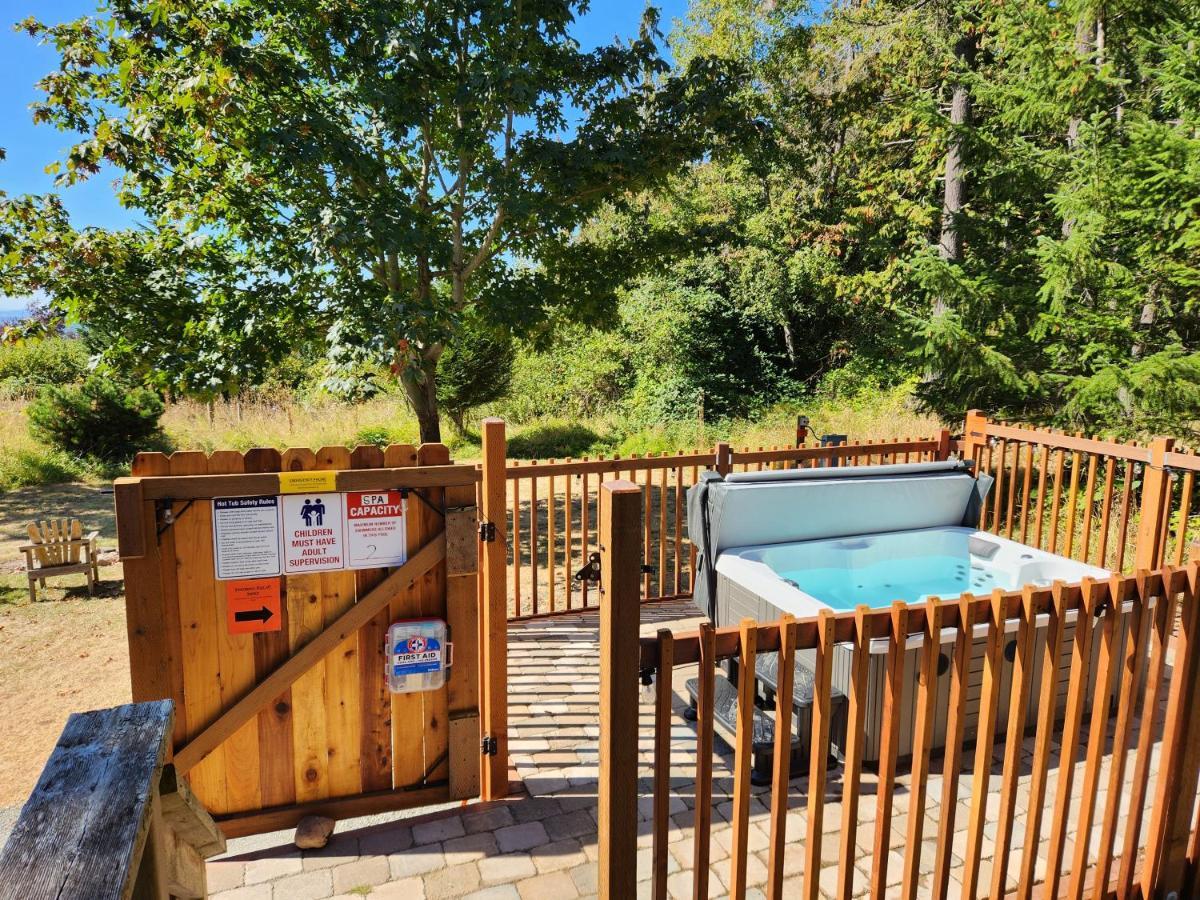 West Beach Resort Eastsound Екстериор снимка