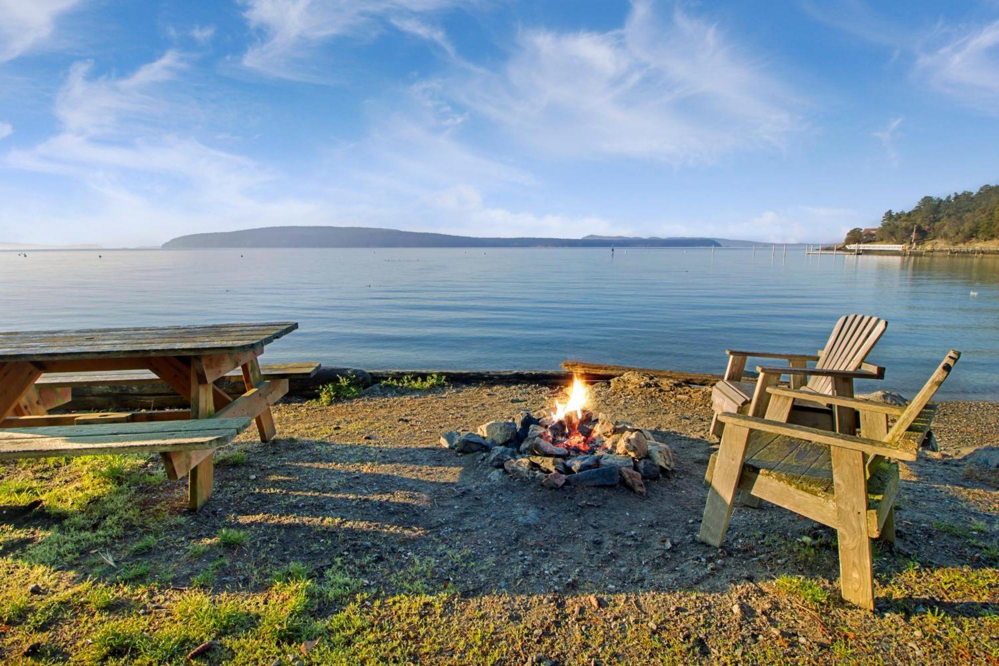 West Beach Resort Eastsound Екстериор снимка